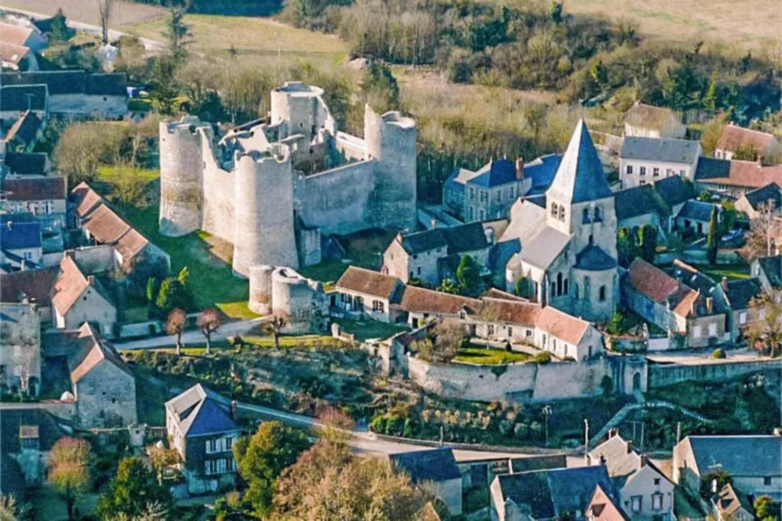 Les Remparts Fleuris-Areas within 20km in summer