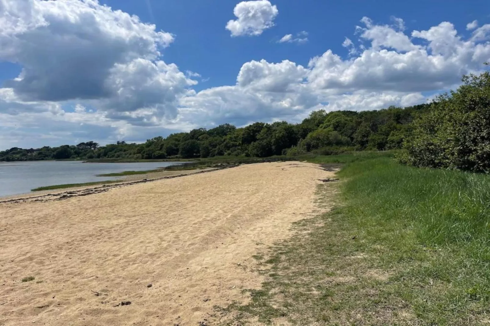 Les Iles du Morbihan 1-Areas within 5km in summer