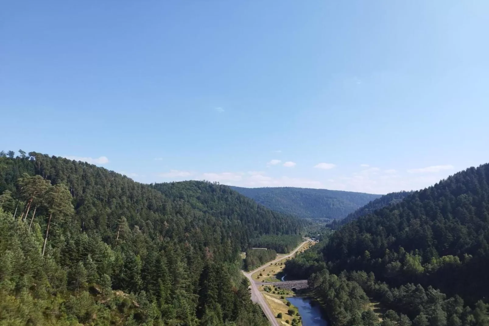 LA MAISON DU GARDIEN-Zones été à 20 km