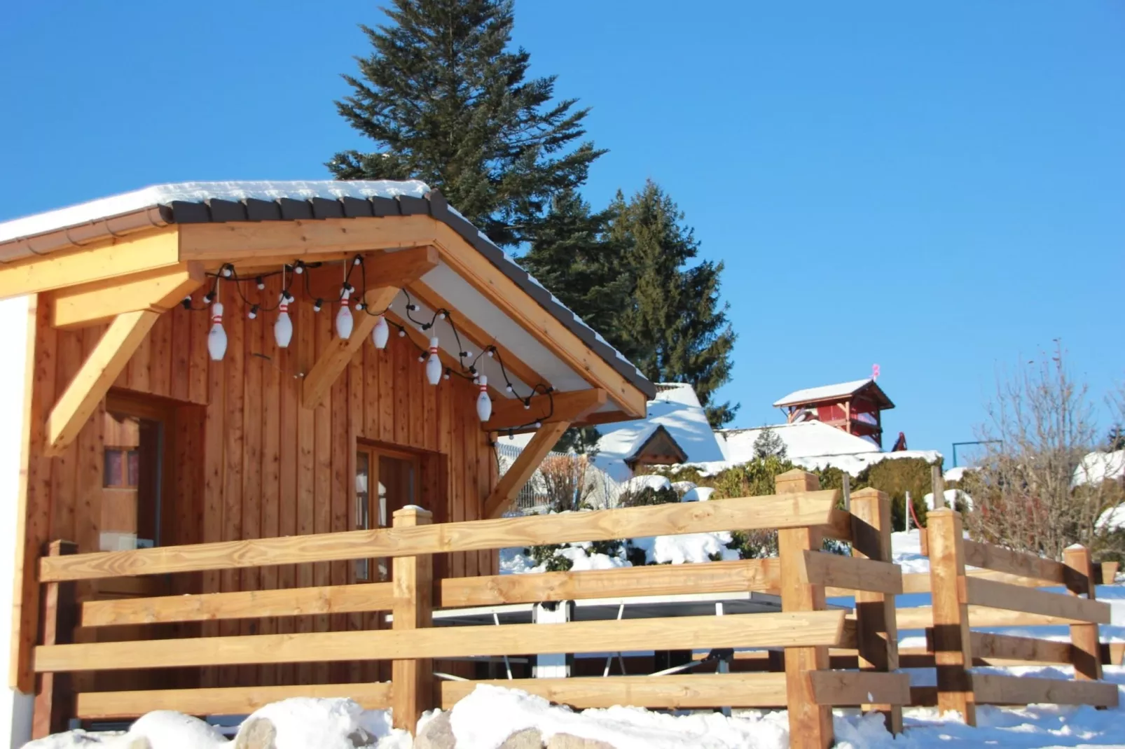 Les Chalets des Ayes 7-Exterior in winter