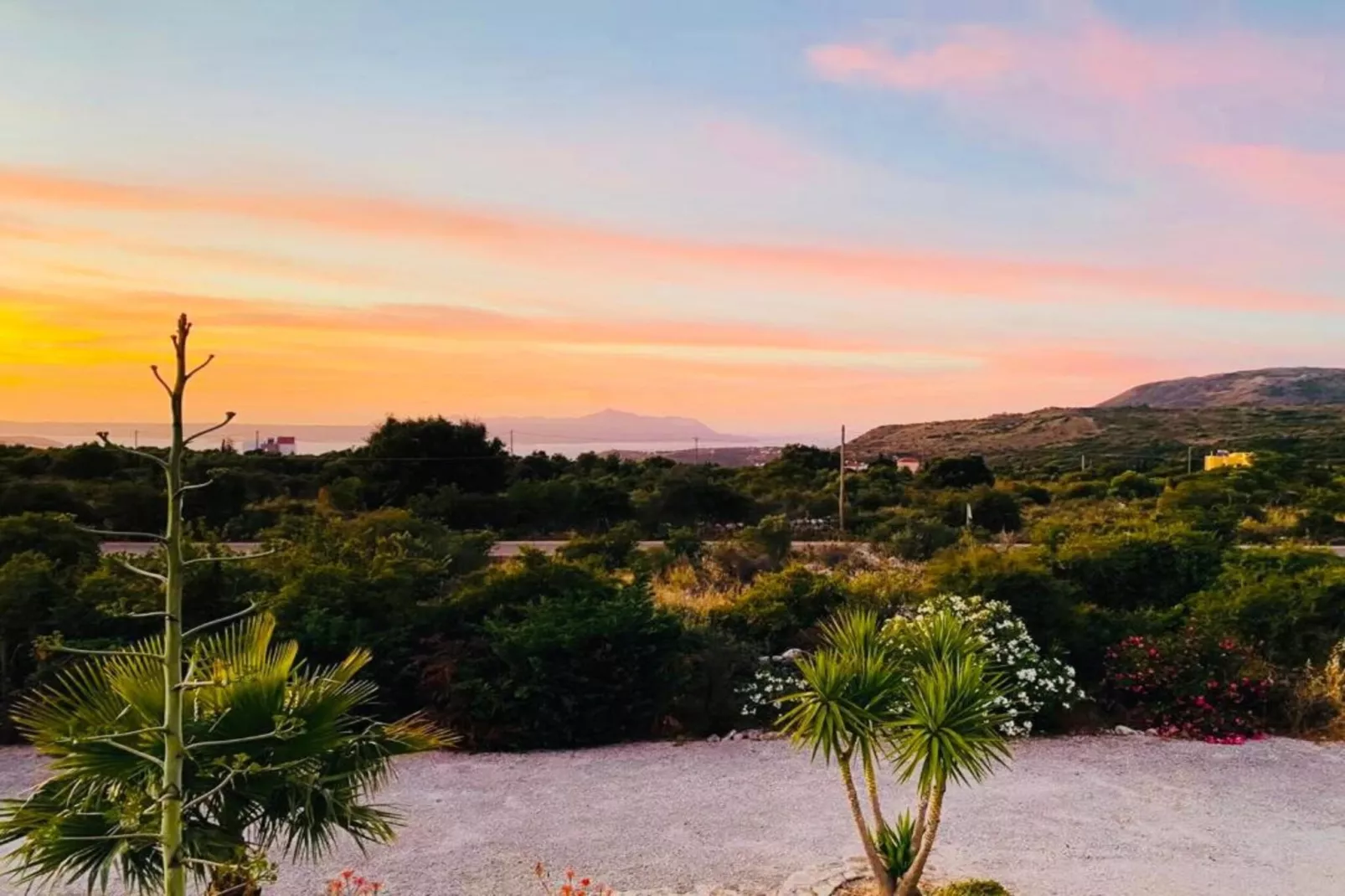 Villa Olga-Areas within 20km in summer