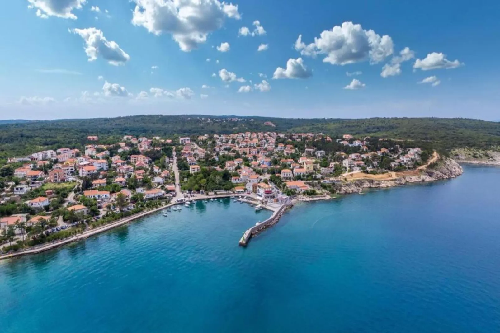Cekovic-Areas within 20km in summer