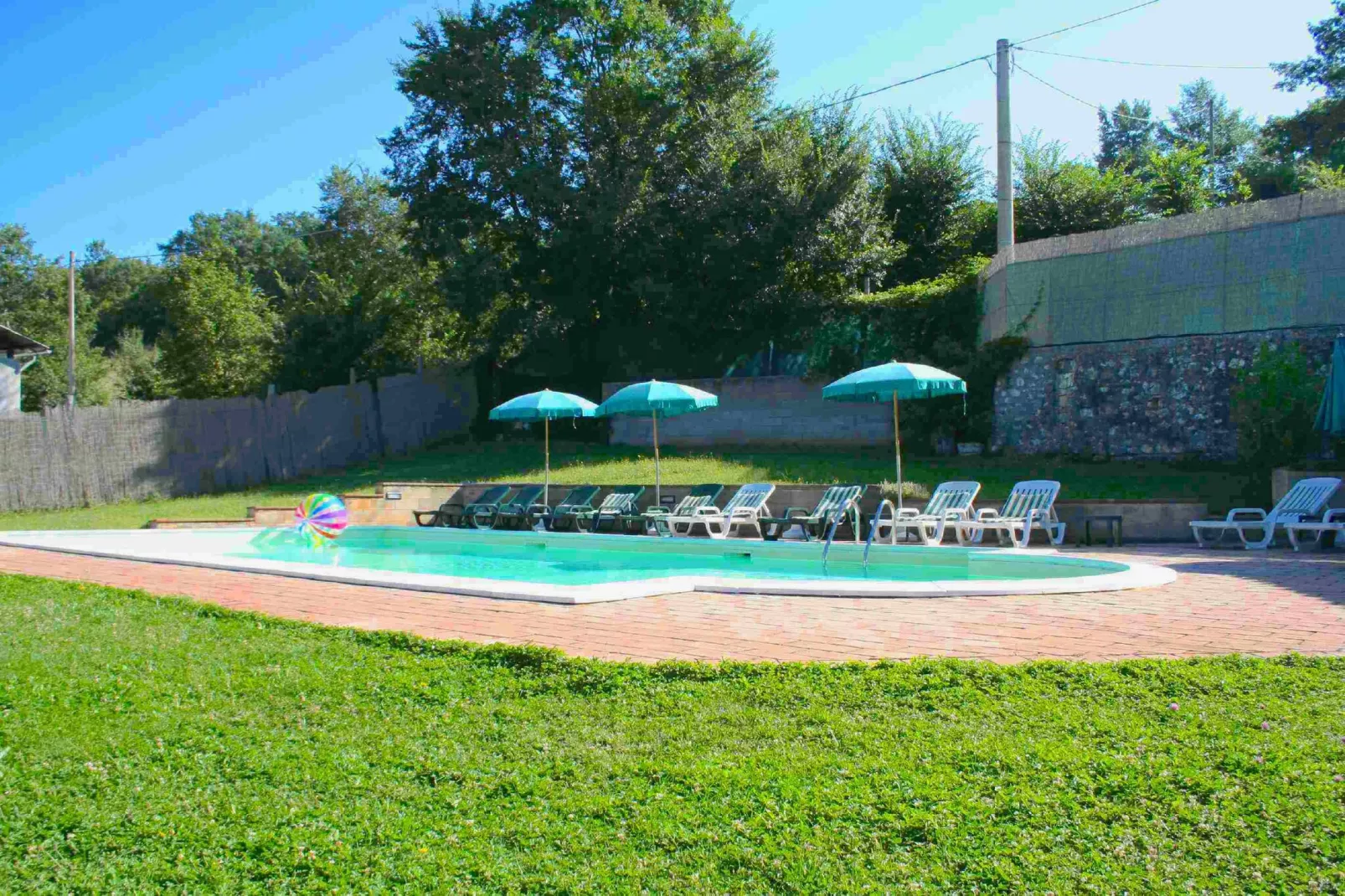 Fonni Grande-Schwimmbad