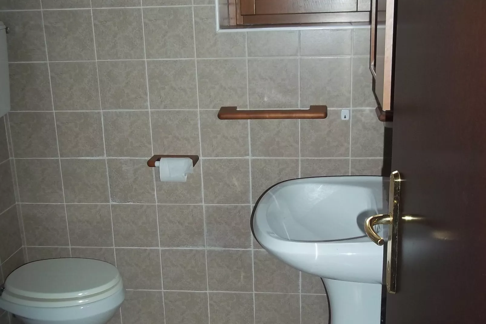 Fienile Regoli Due-Bathroom