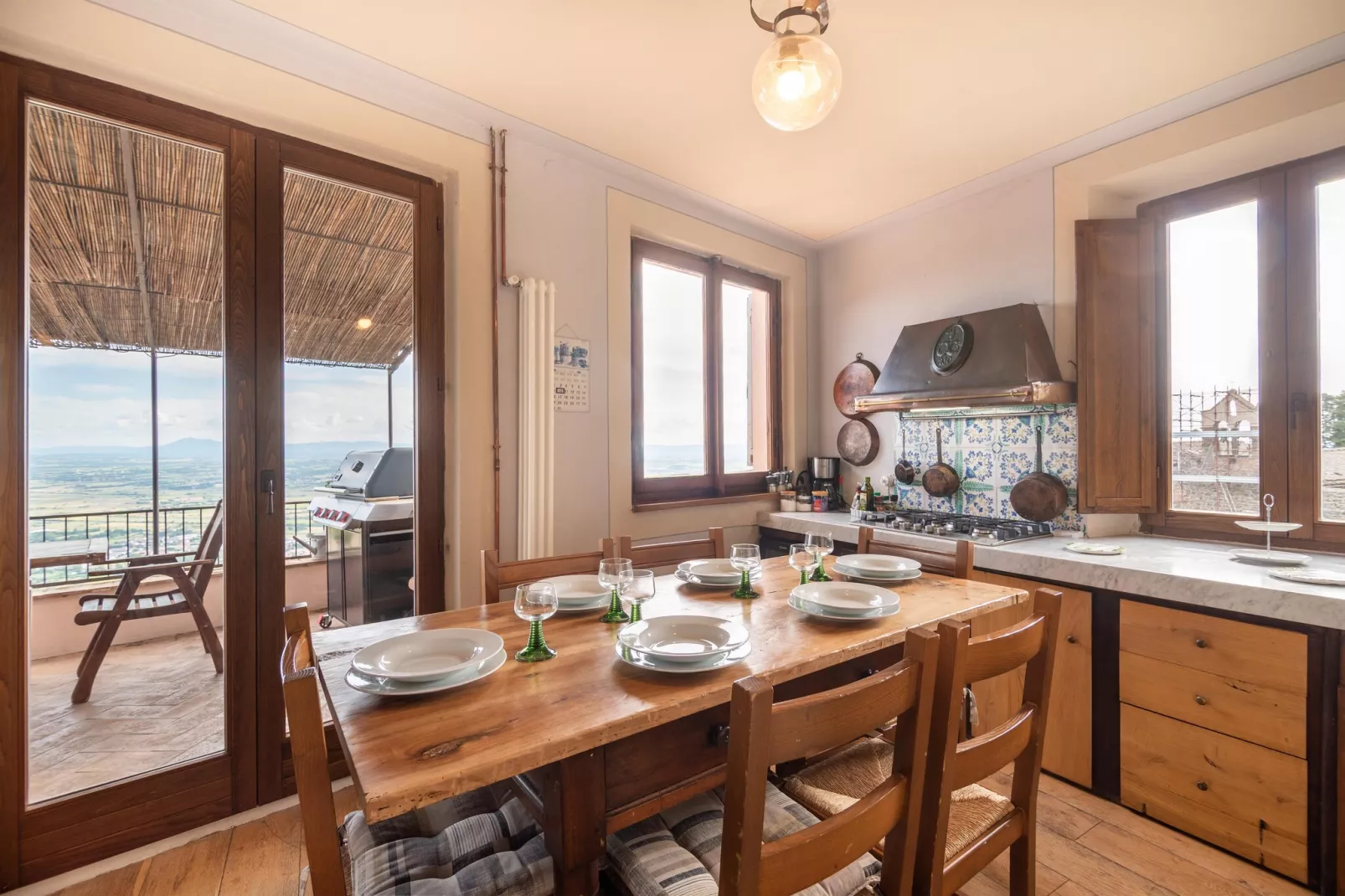 Villa Nigra-Dining room