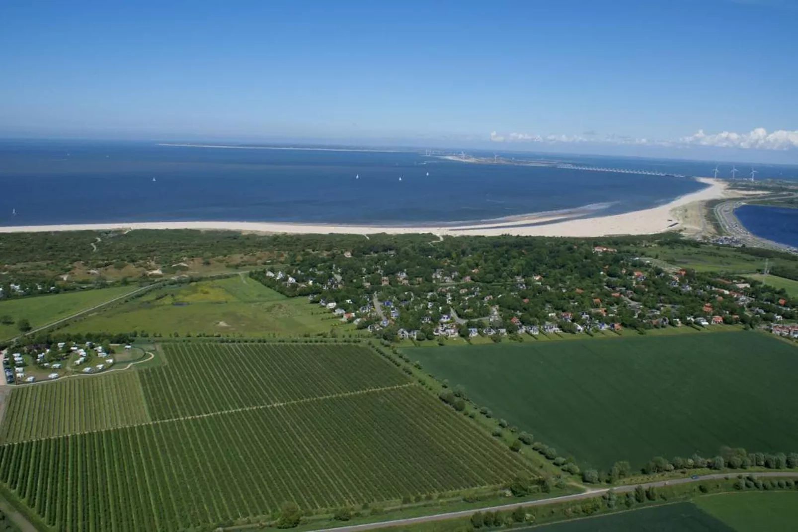 Appartement - Kon Emmaweg 6  beneden app-Areas within 20km in summer