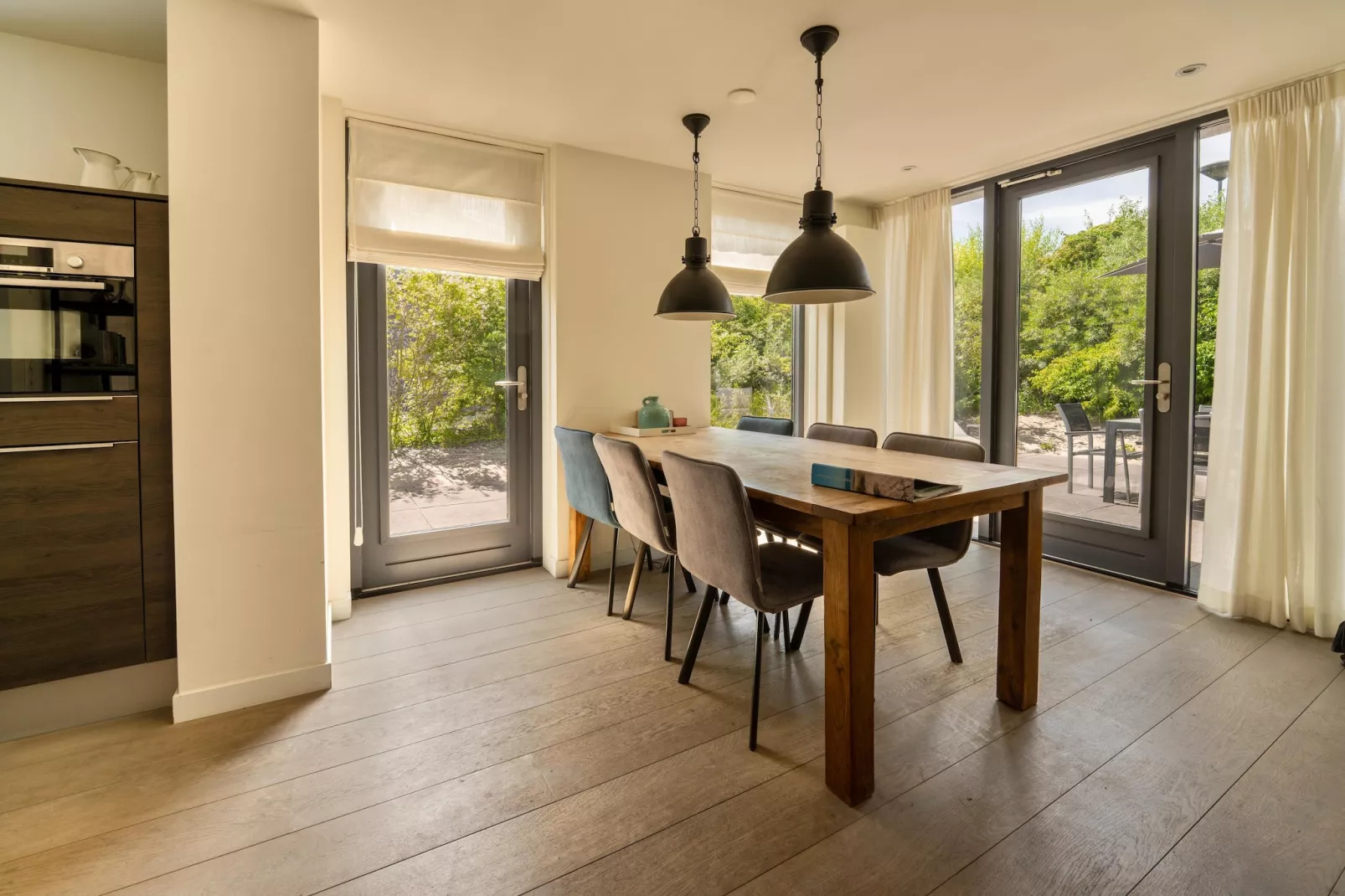 Villa Egmond-Dining room