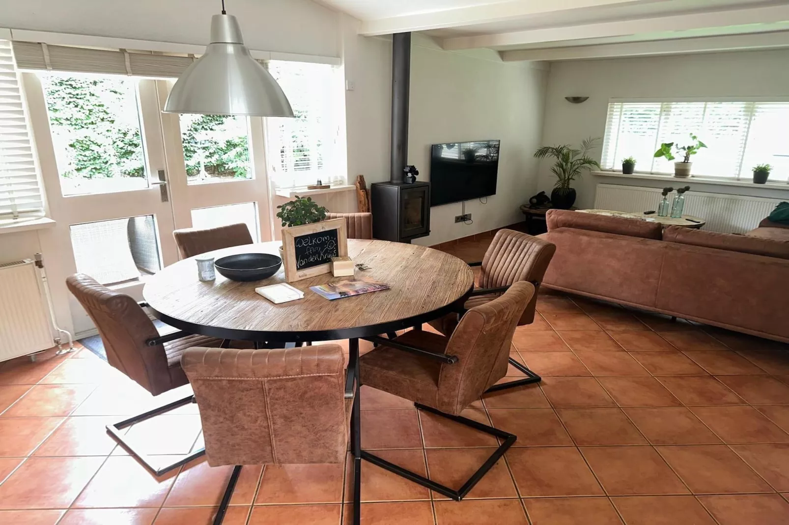 't Voortsche Boshuys-Esszimmer
