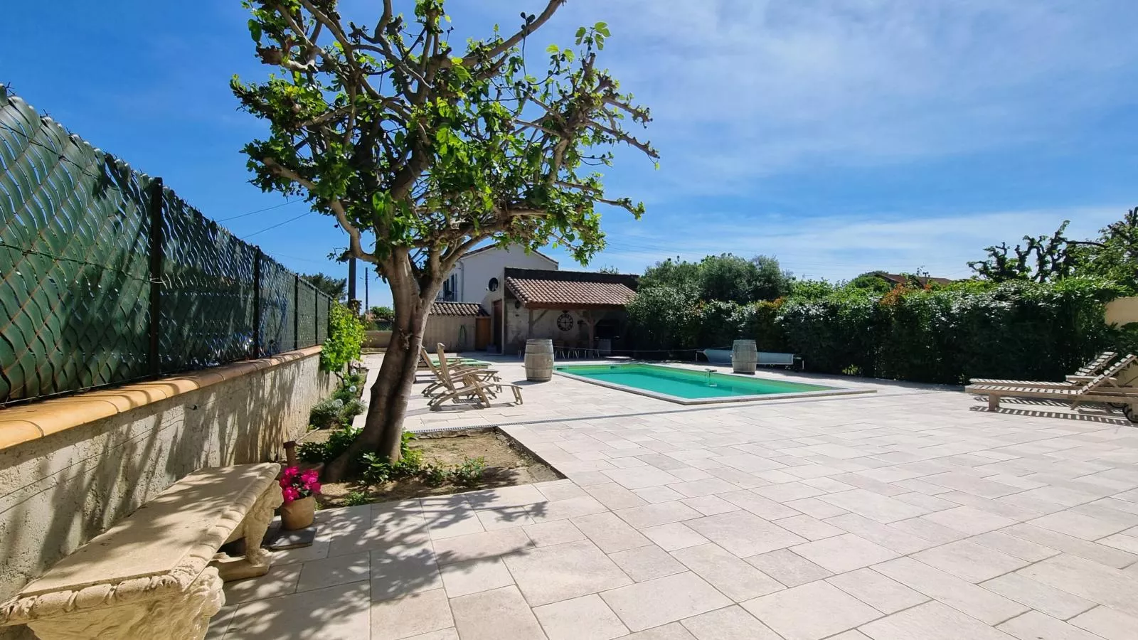 Printemps-Pool