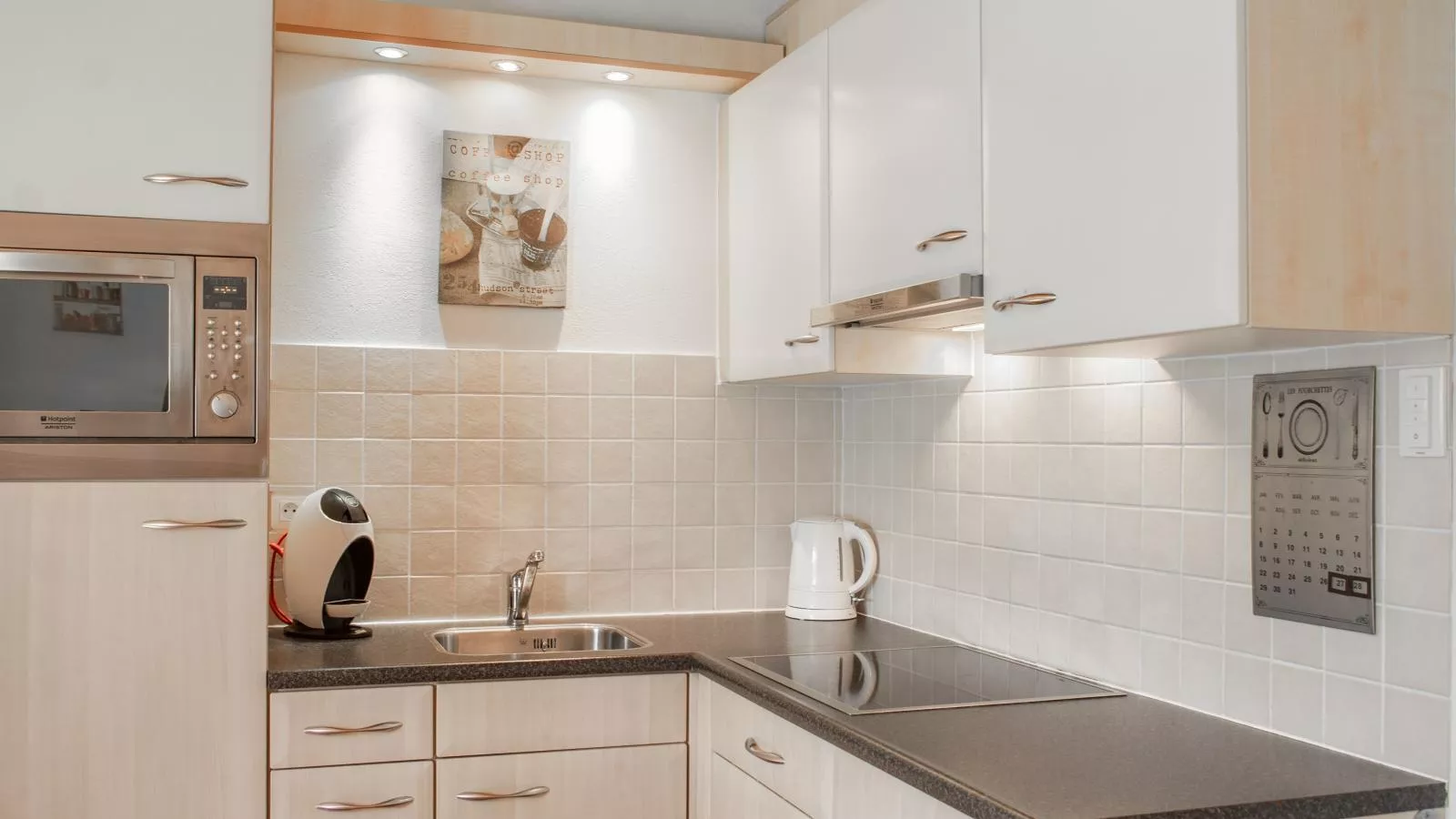 Lac Bleu 26-Kitchen