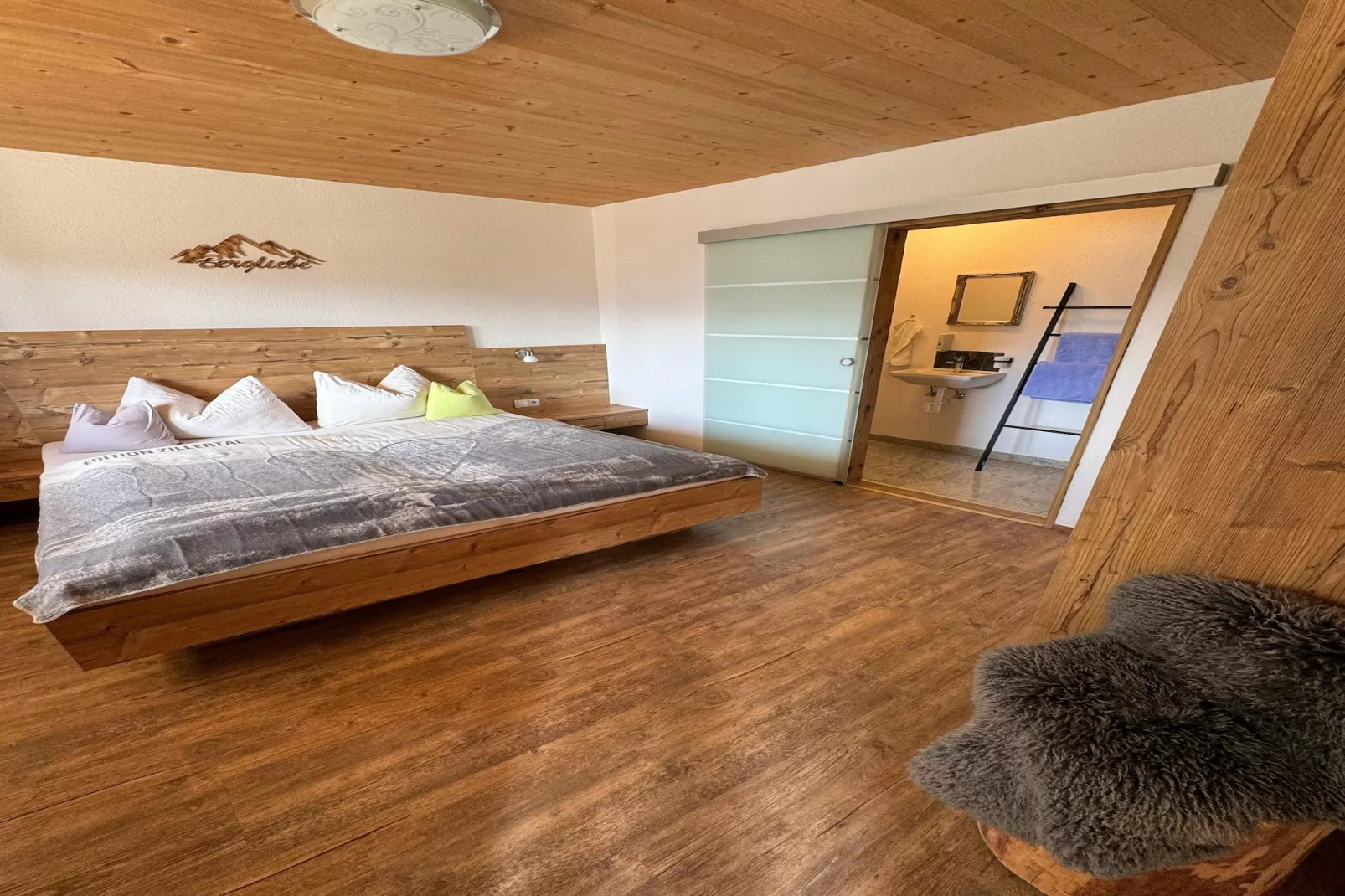 Vogalnest-Bedroom