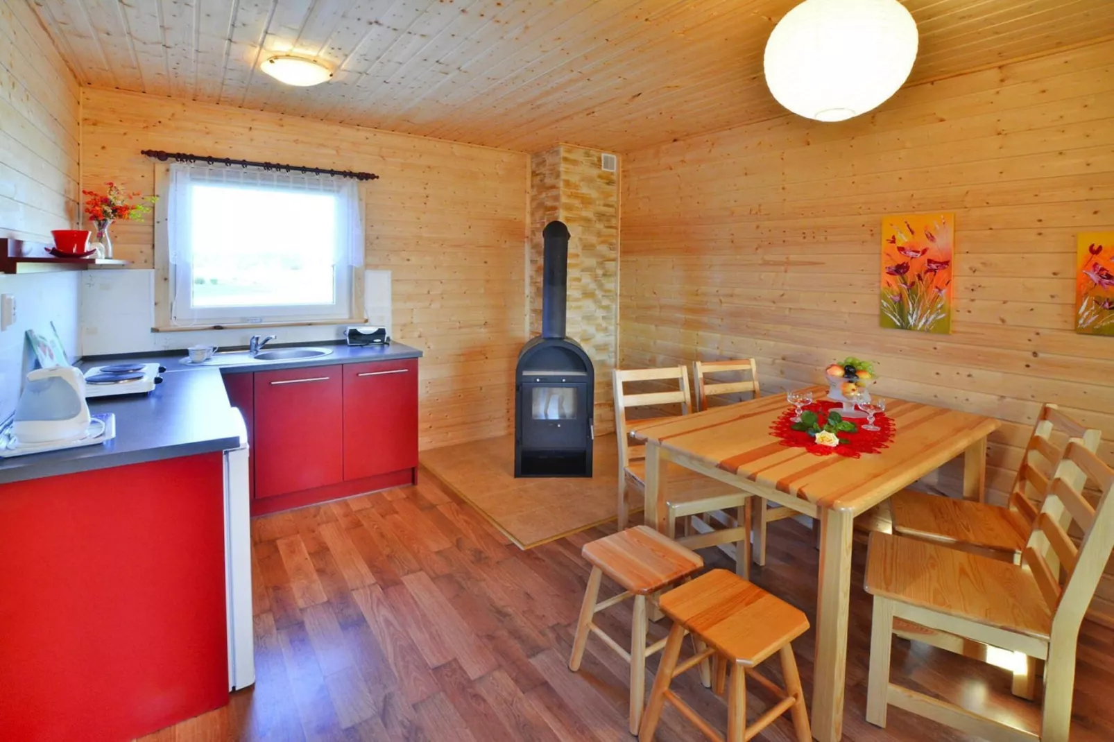 Domki Pani Marii 50 m2 dla 4 osób Jarosławiec-Dining room