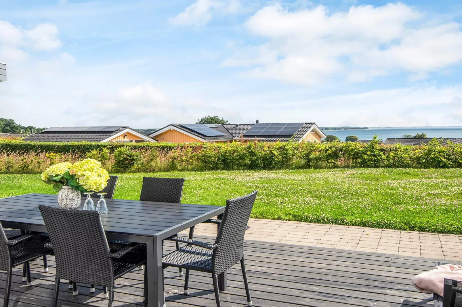 10 Personen Ferienhaus in Sjølund-By Traum-Wasserblick
