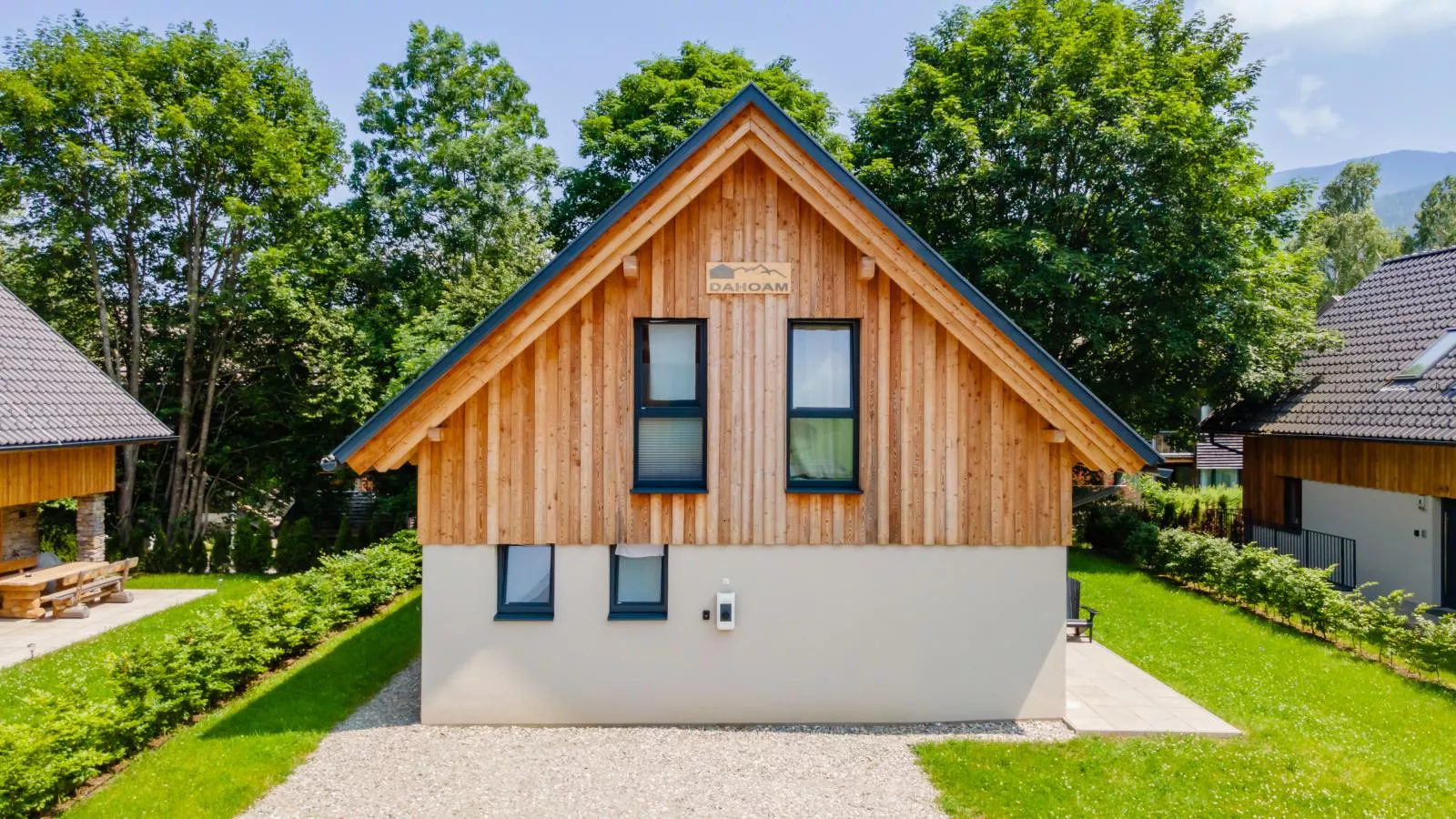 Mountain Chalet Dahoam-Extérieur été