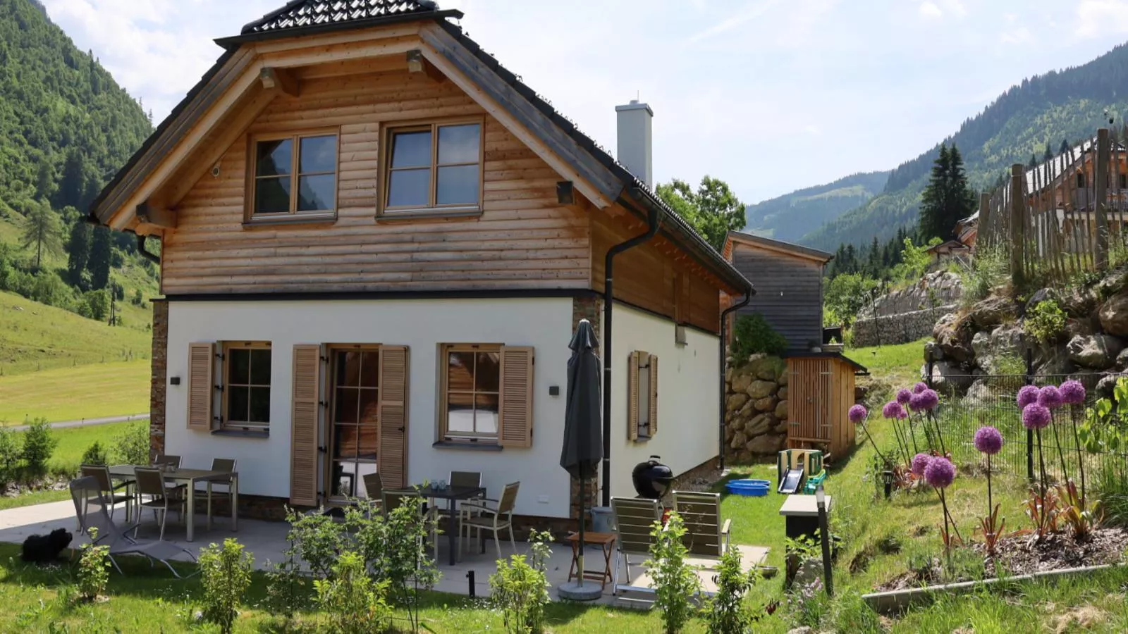 Haus Hestia-Exterior in summer