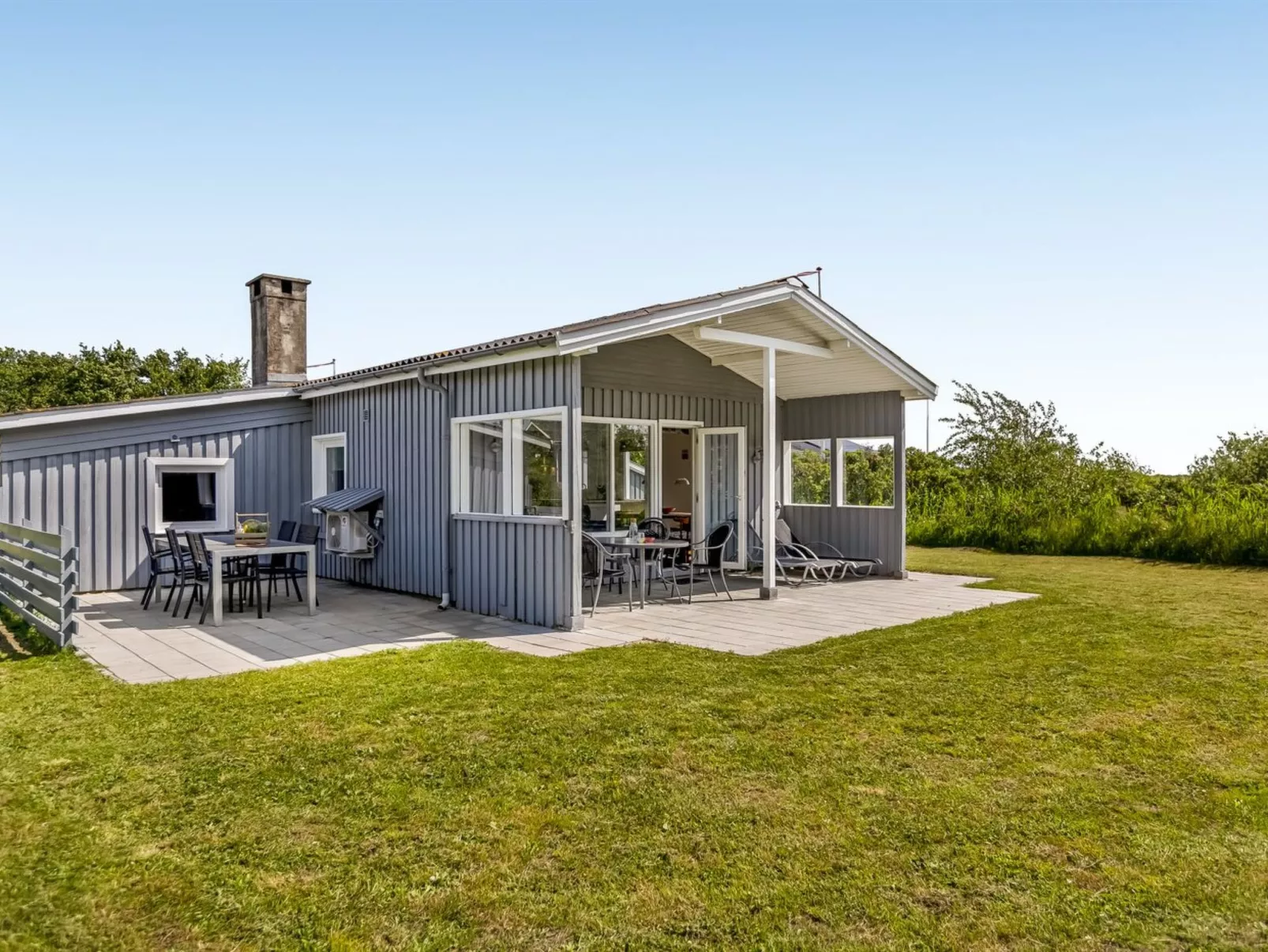 "Evalotte" - 600m from the sea-Outside