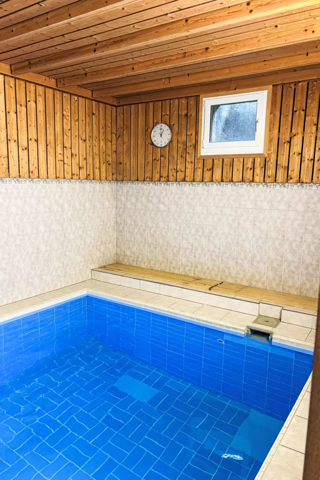 Apt B 072-Drinnen