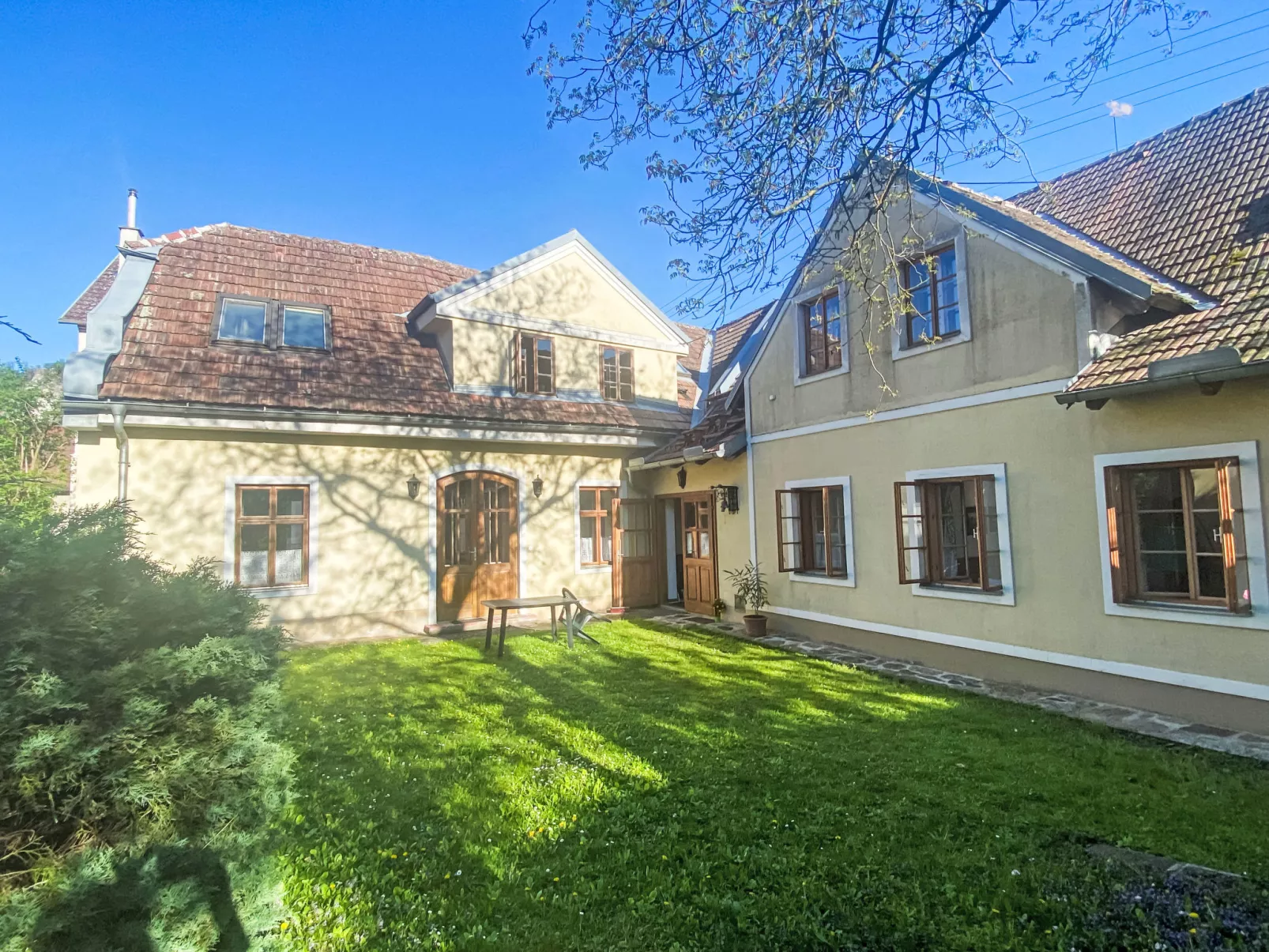 Alte Post-Draußen