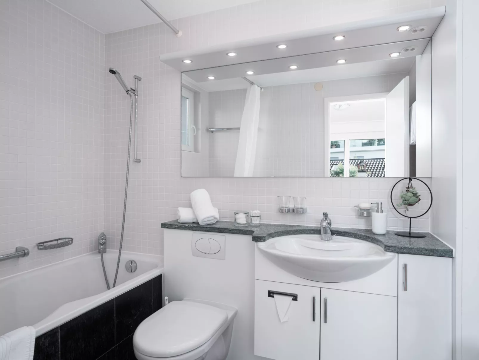 Double Room Modern - Inside