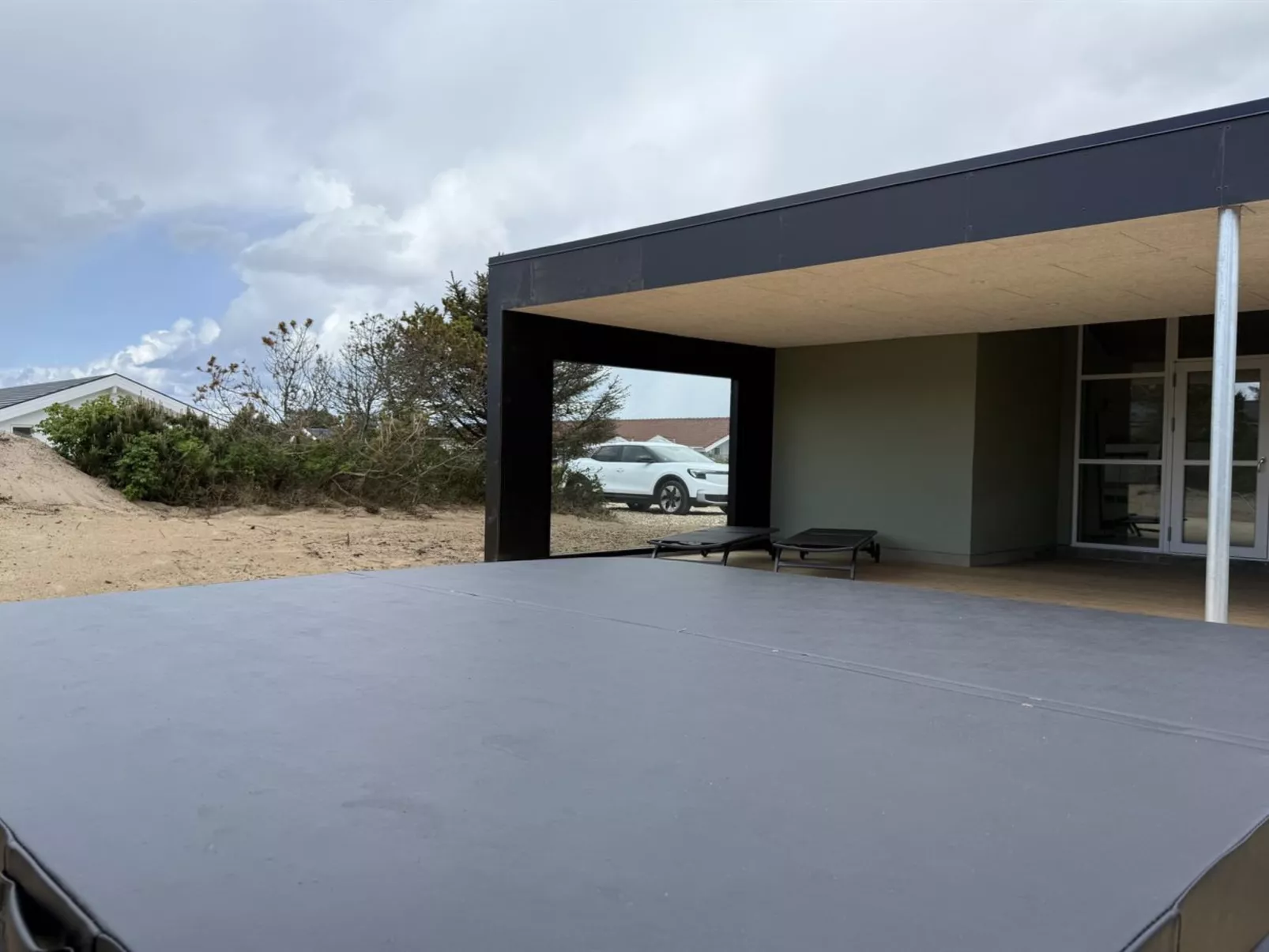 "Hariet" - 600m from the sea-Outside