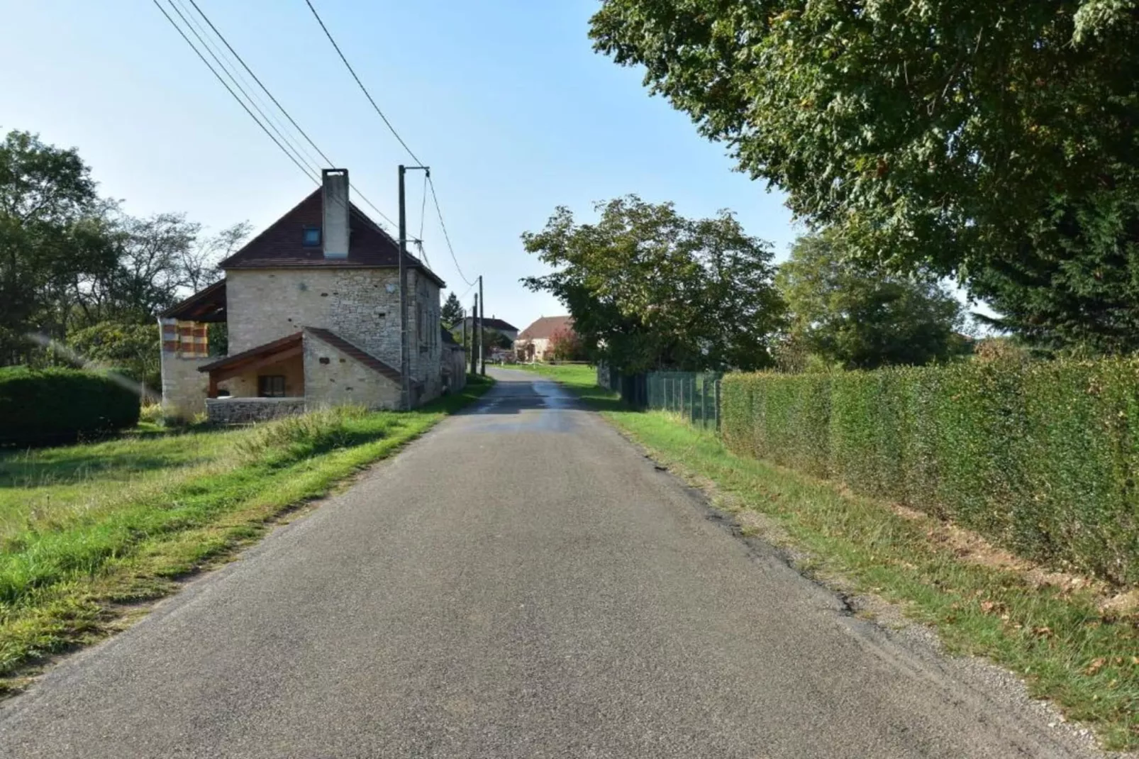Le Chiquedou-Areas within 20km in summer