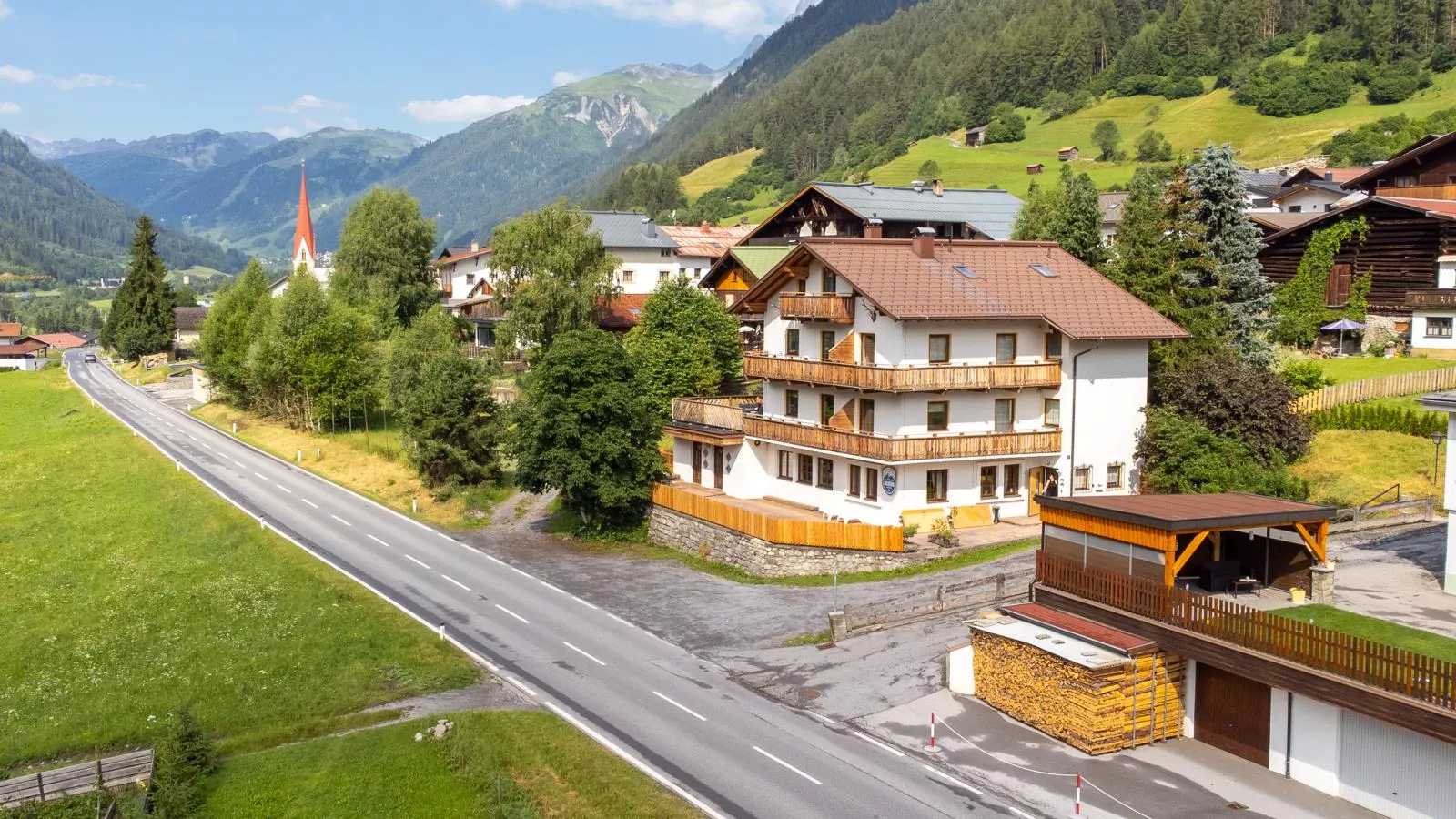 Arlberg-Exterior in summer