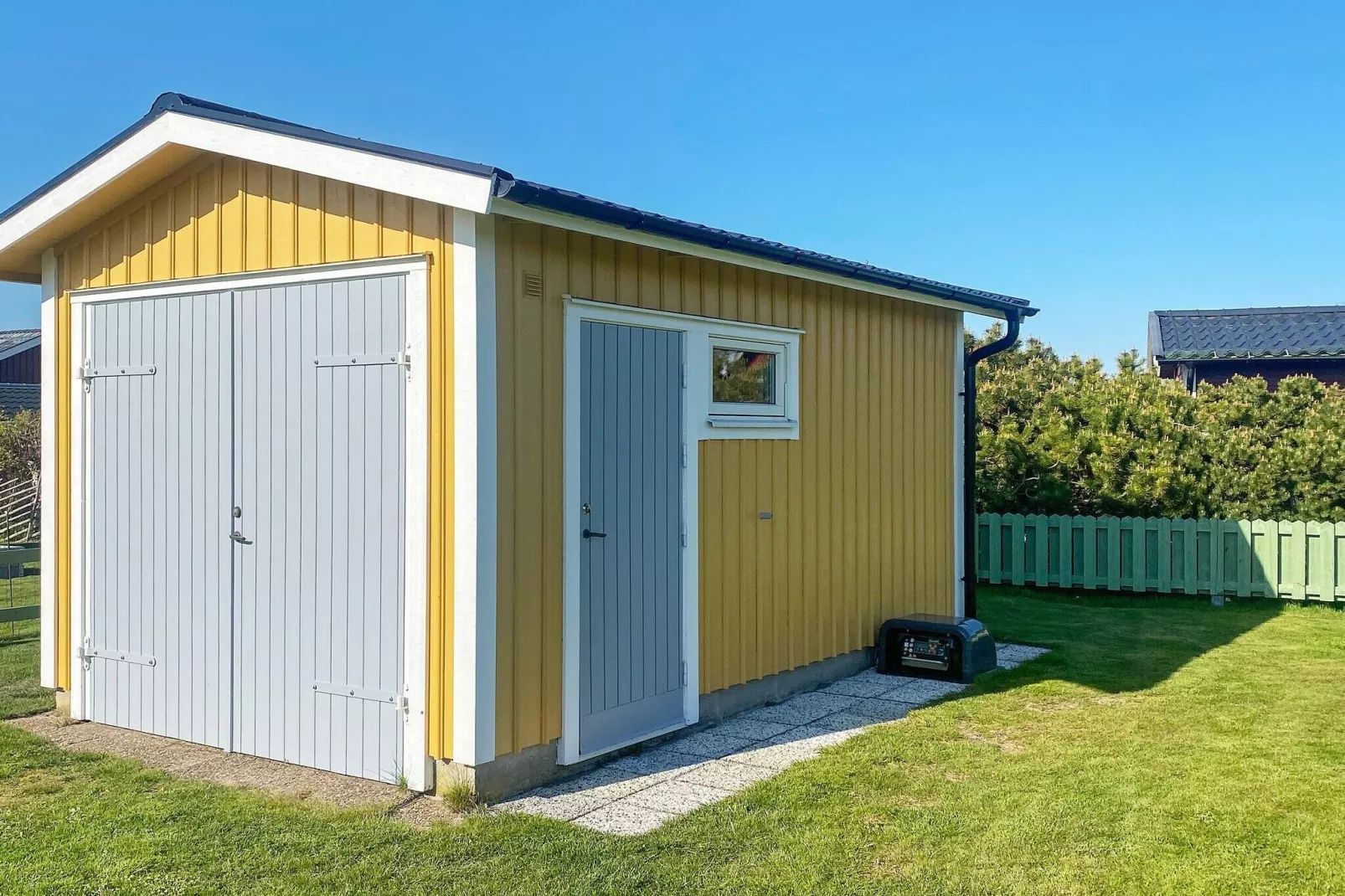 42352-Outdoor