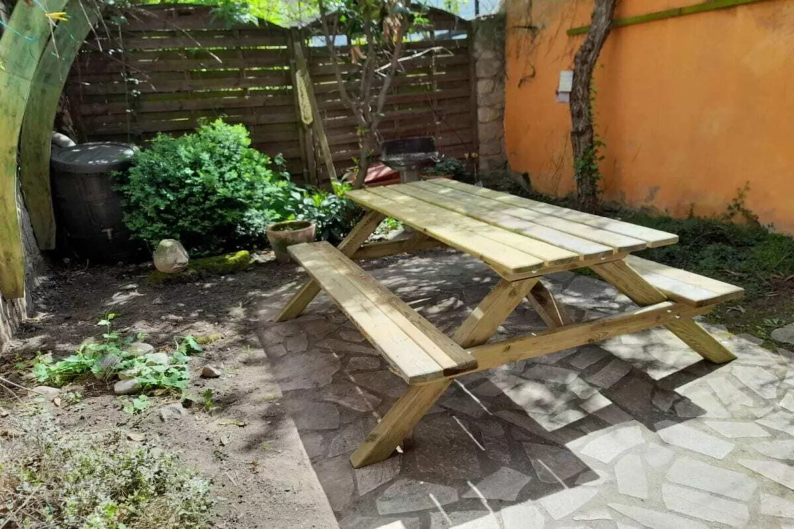 63279-Gardens in summer