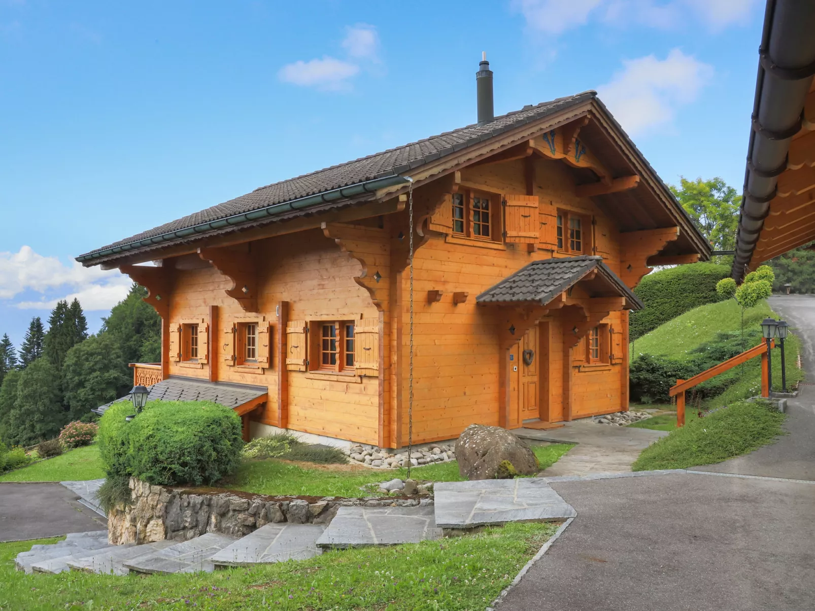 Chalet Nirvana-Outside