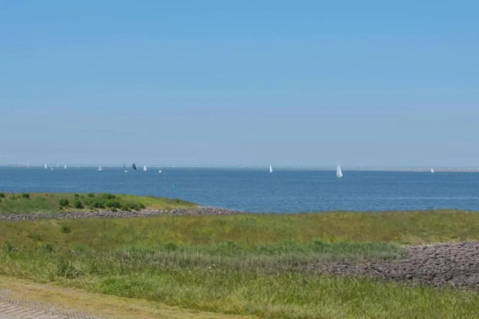 Water Resort Oosterschelde 80-Areas within 20km in summer