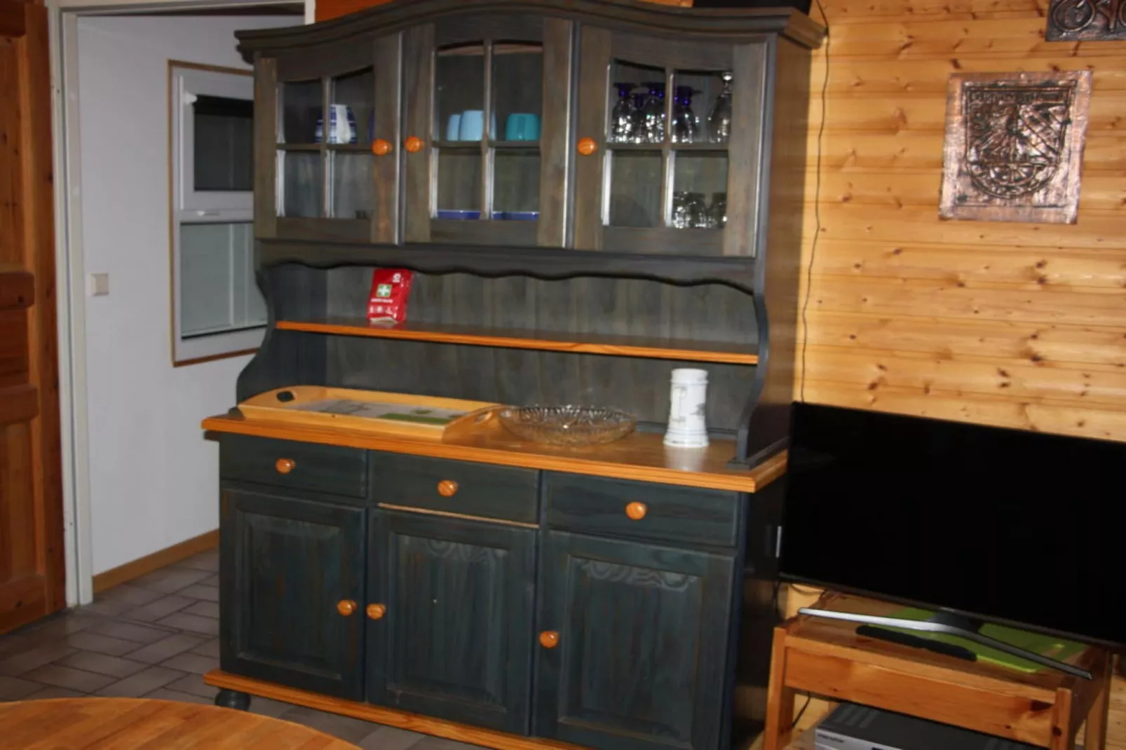37334-Kitchen