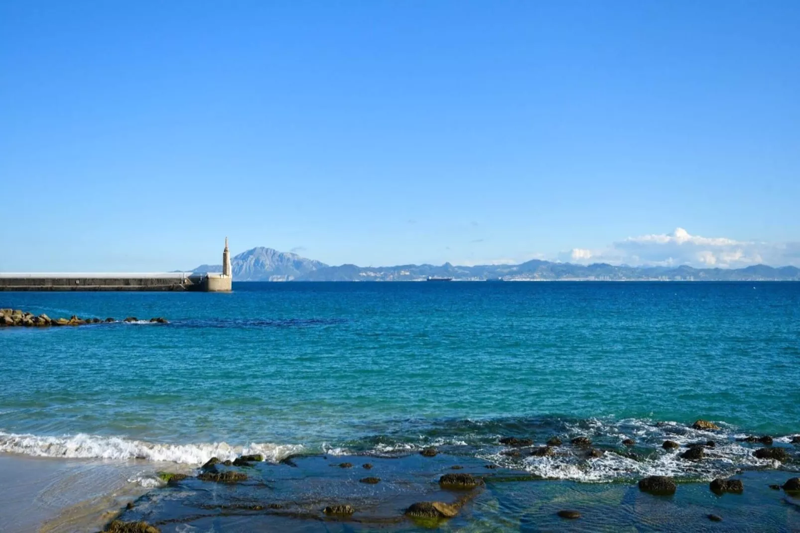 Villa Verde-Areas within 1km in summer
