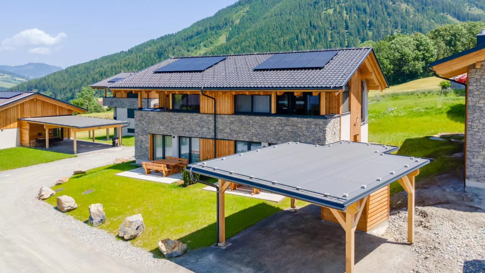 Grebenzen Lodge Edelweiss-Außenbereich Sommer