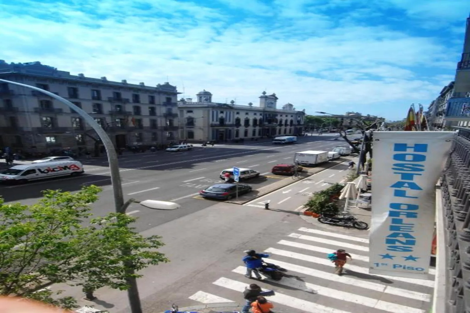 Rambla Paris Attic Apartment-Areas within 20km in summer