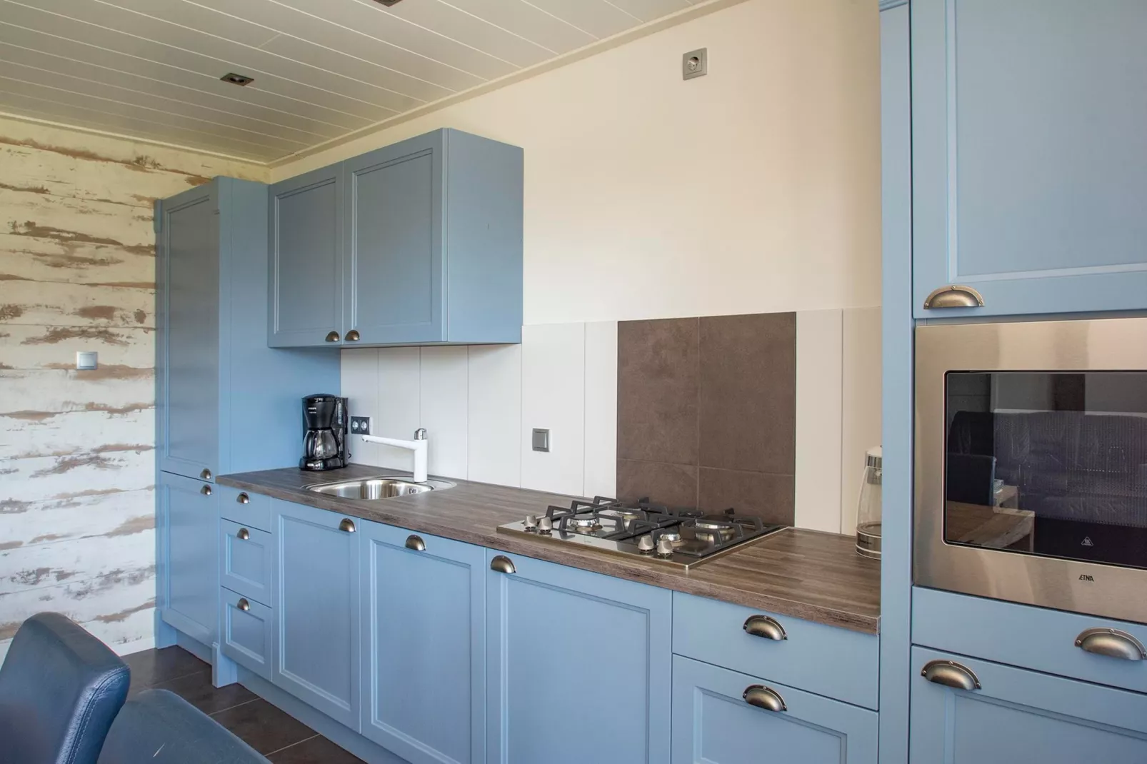 Garnekuul 13-Kitchen