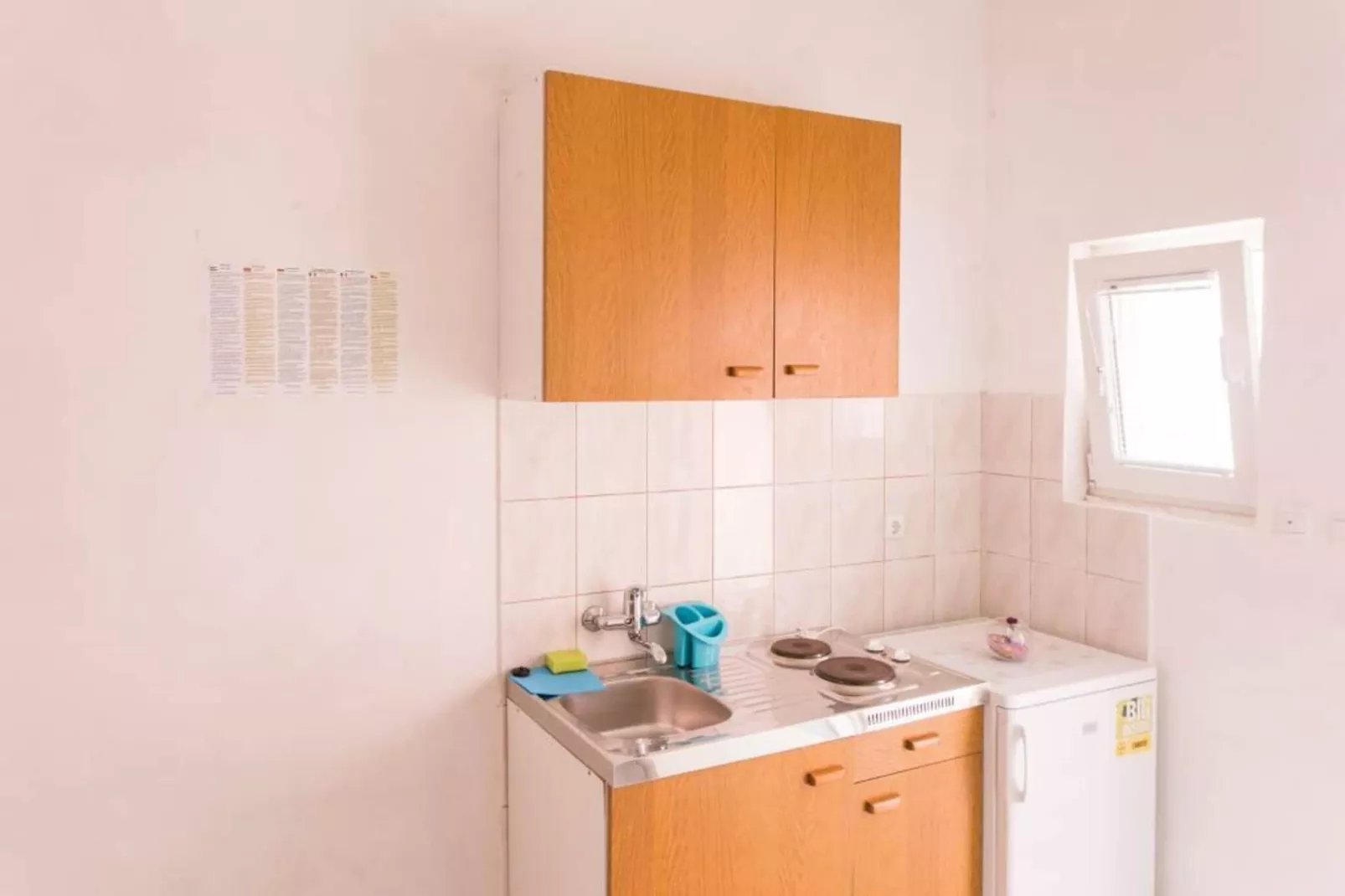 Apartmetns Franka Saplunara-One-Bedroom Apartment with Terrace and Sea View No2-Küche