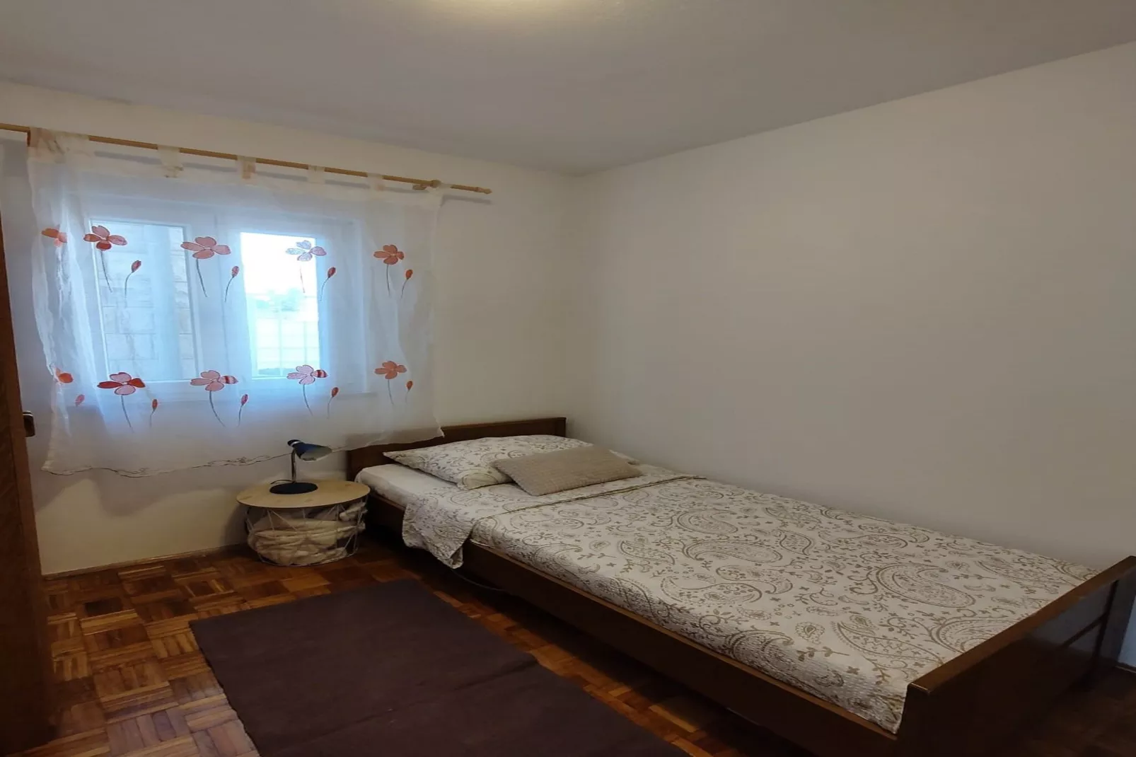 Apartment Angelina - Three Bedroom Apartment with Balcony and Sea View-Bedroom
