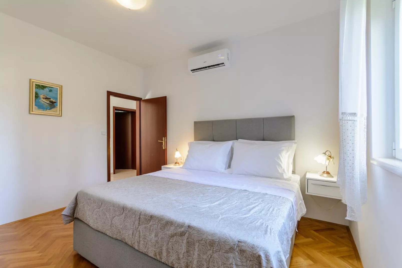 Apartment Marcela - Deluxe Two Bedroom Apartment with Terrace and Sea View