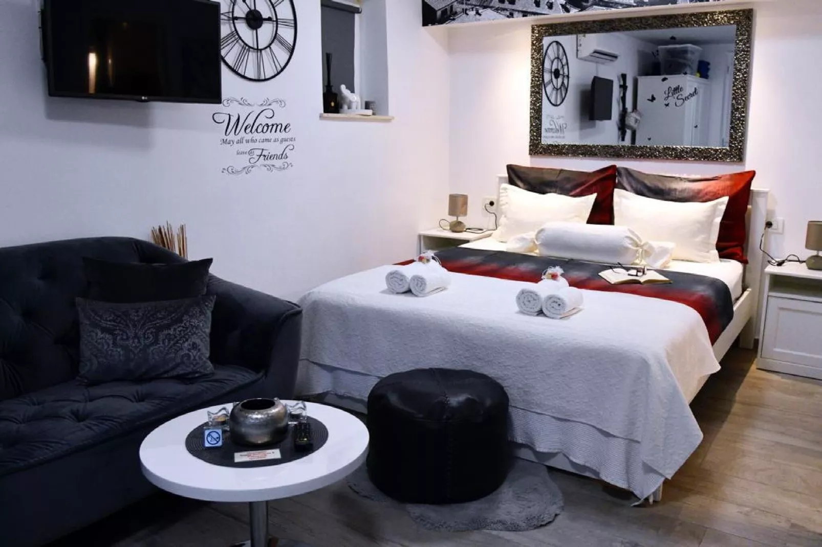 Apartment Little Secret - Studio Apartment-Bedroom