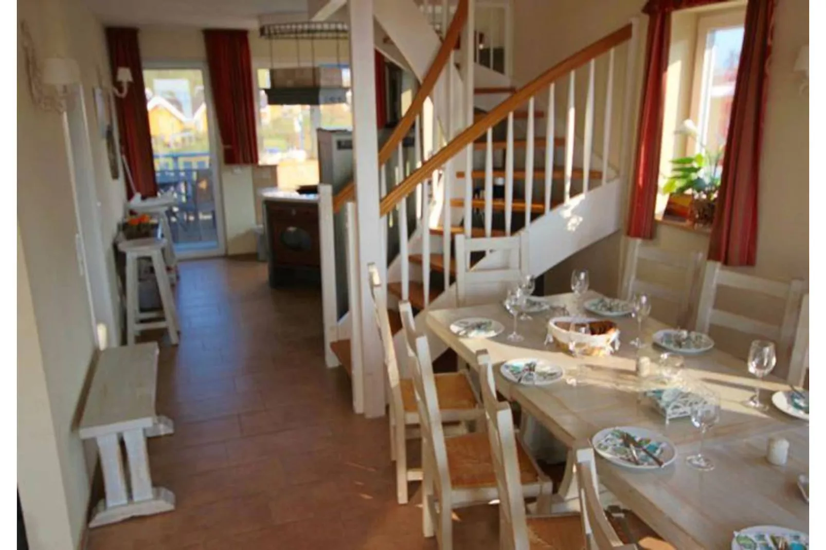 Kapitänsdeck 4 Pers 453-Dining room