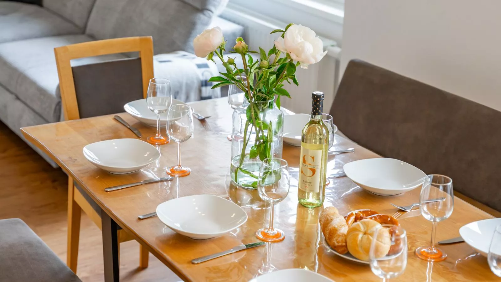 Verena-Dining room