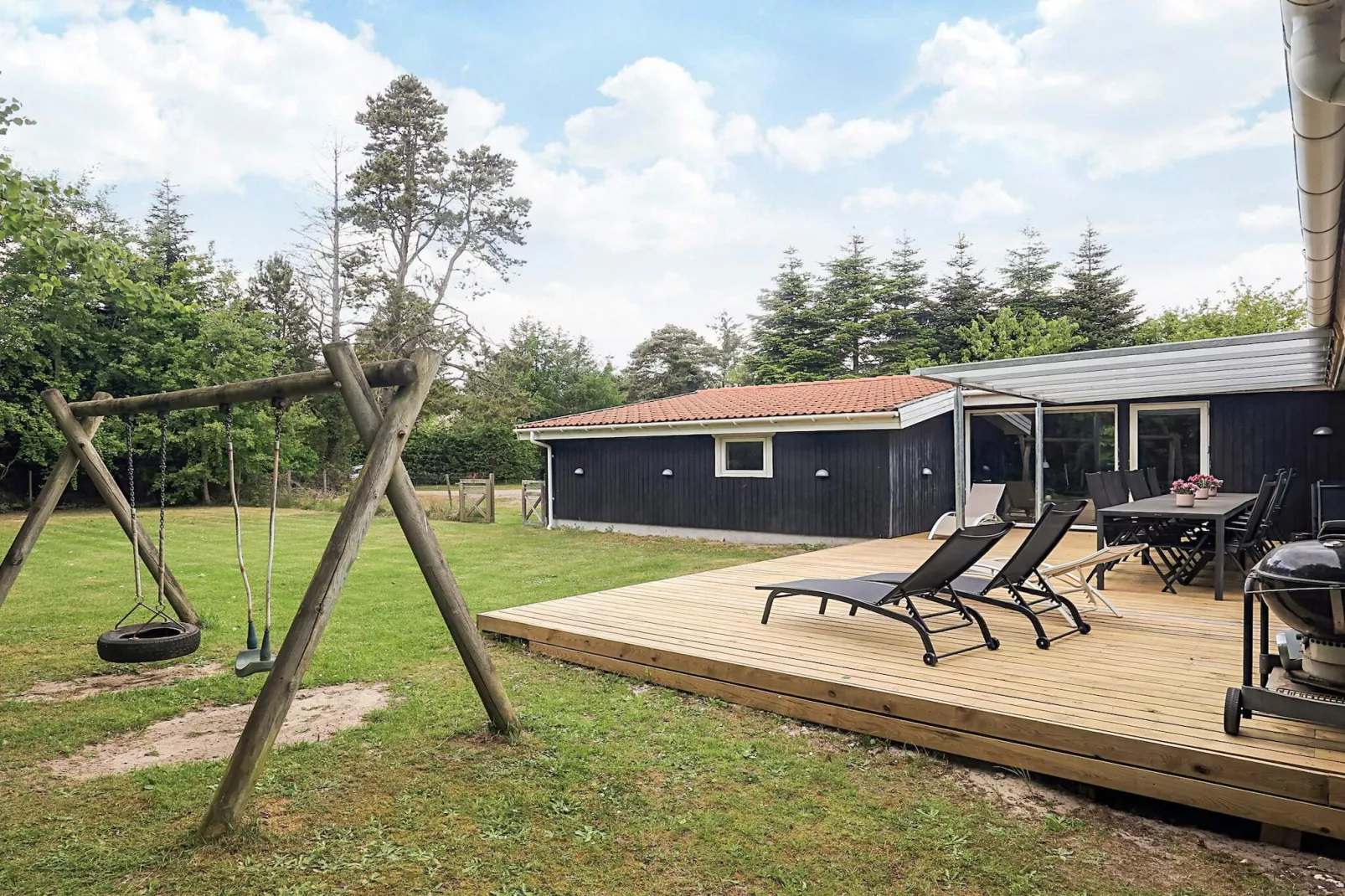 4 Sterne Ferienhaus in Væggerløse-Im Freien