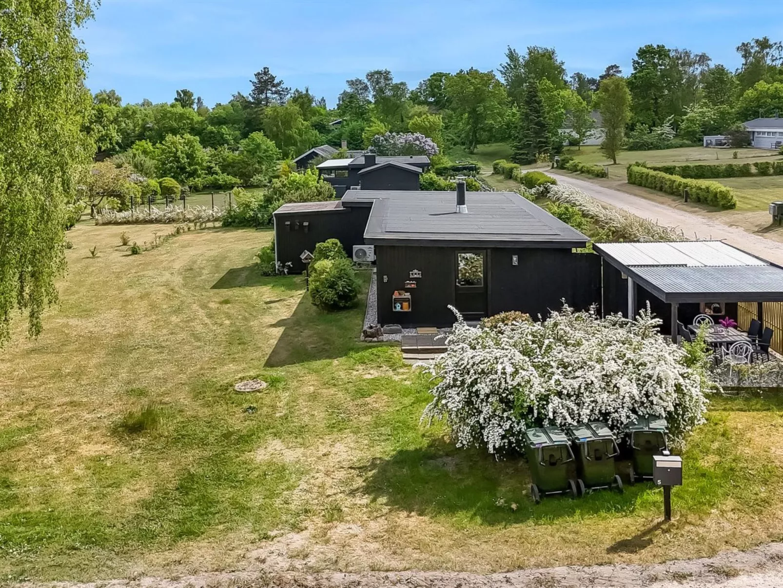 "Blomma" - 1km from the sea-Outside