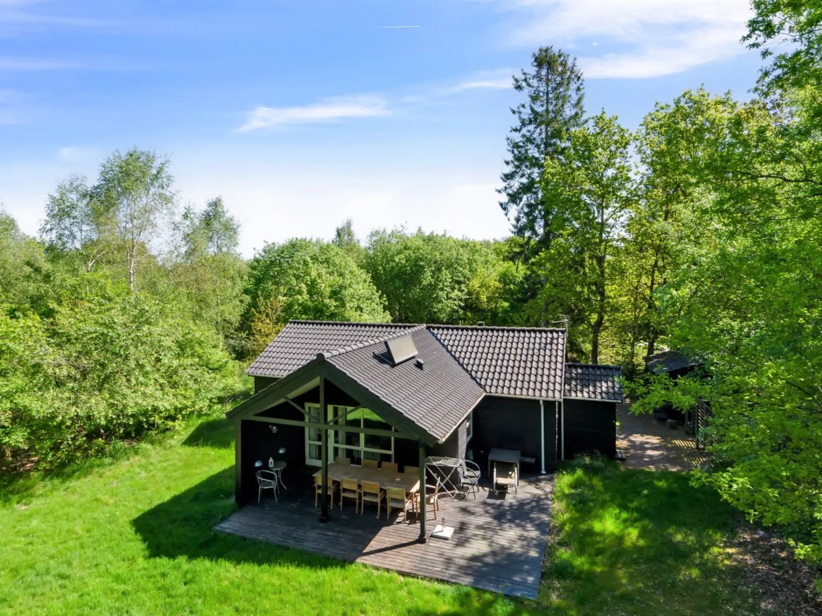 "Tomine" - 80km from the sea-Outside