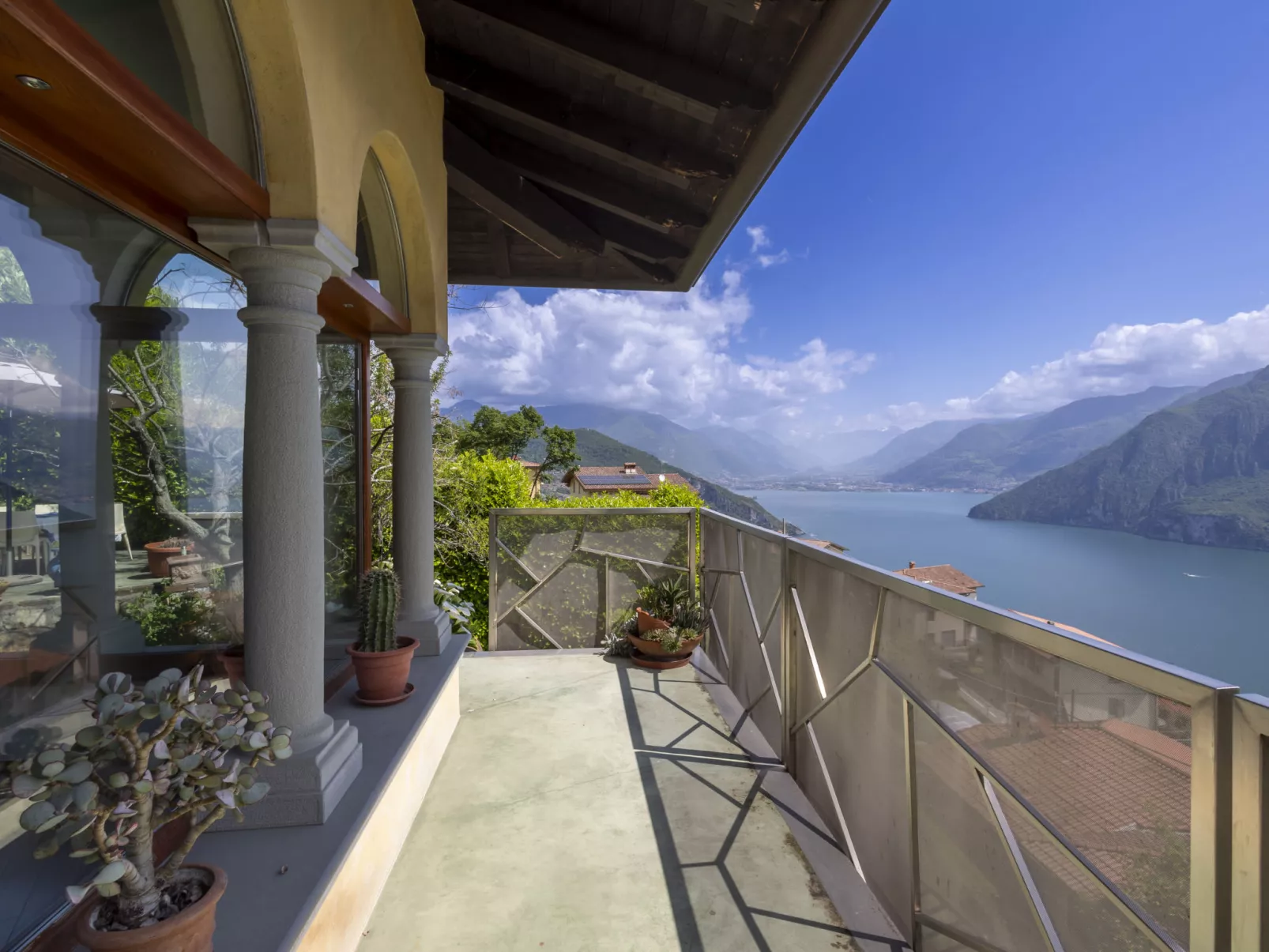 Xino Terrace View-Outside