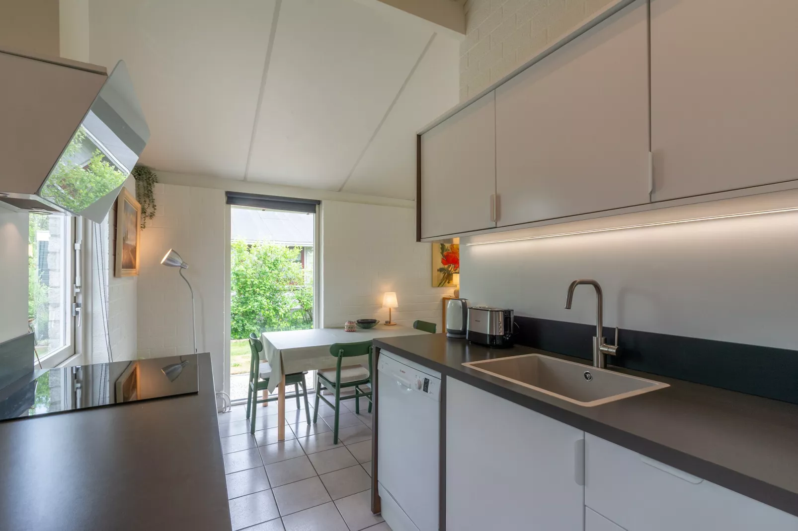 Watersnip 9-Kitchen