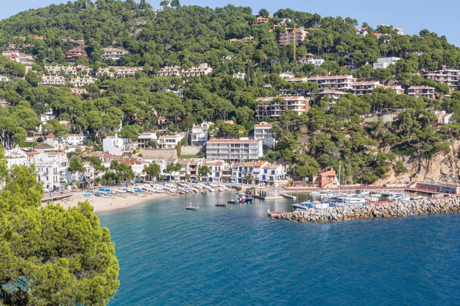 Costa Brava N-2 - Areas within 5km in summer