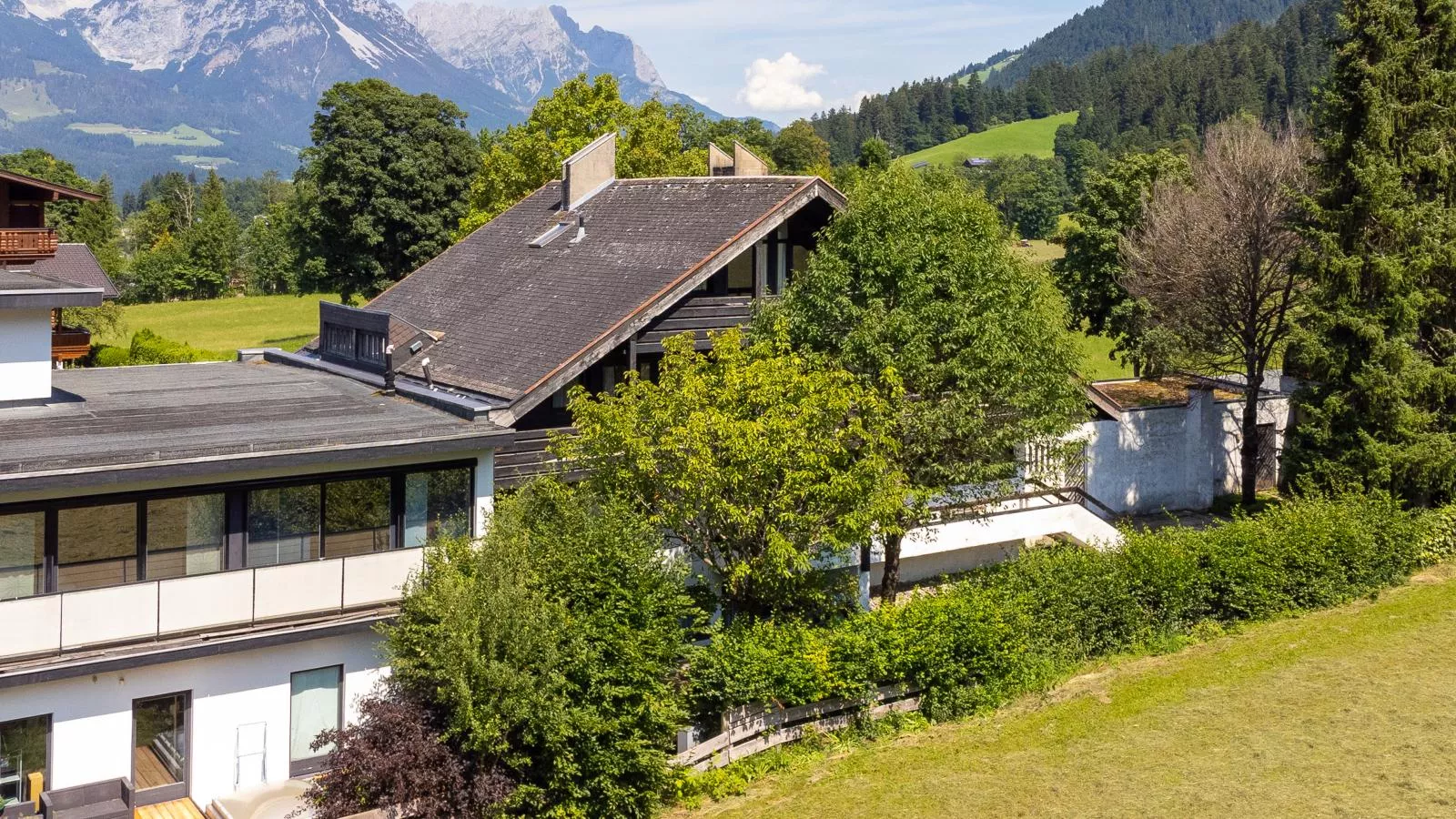An der Schiwiese-Exterior in summer