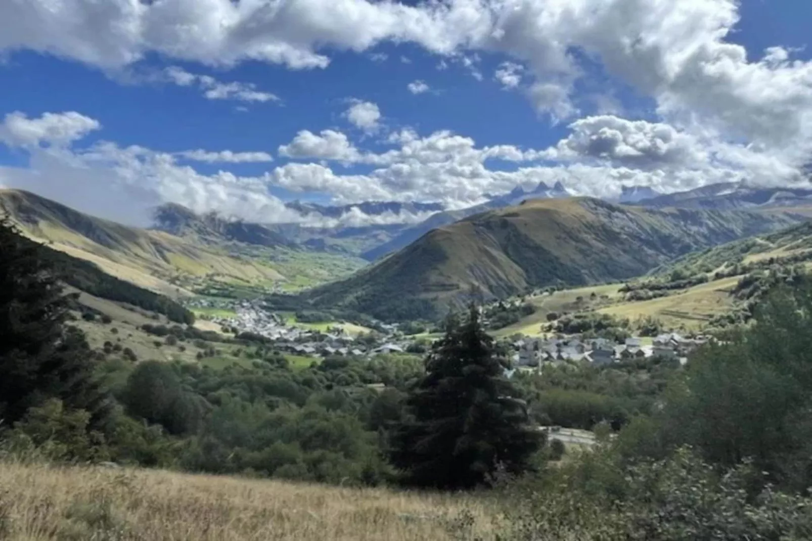 Les fermes de Saint Sorlin H N°105 - 2P6-Areas within 5km in summer