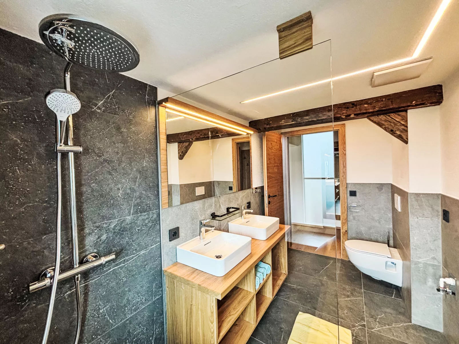 Wohnung 1